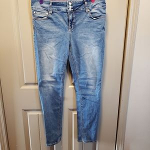 Bottoms up skinny jeans from Warehouse One